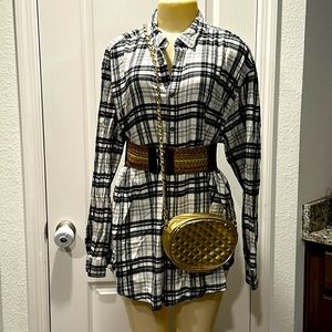 Top dress size XXL , small gold bag,and belt
